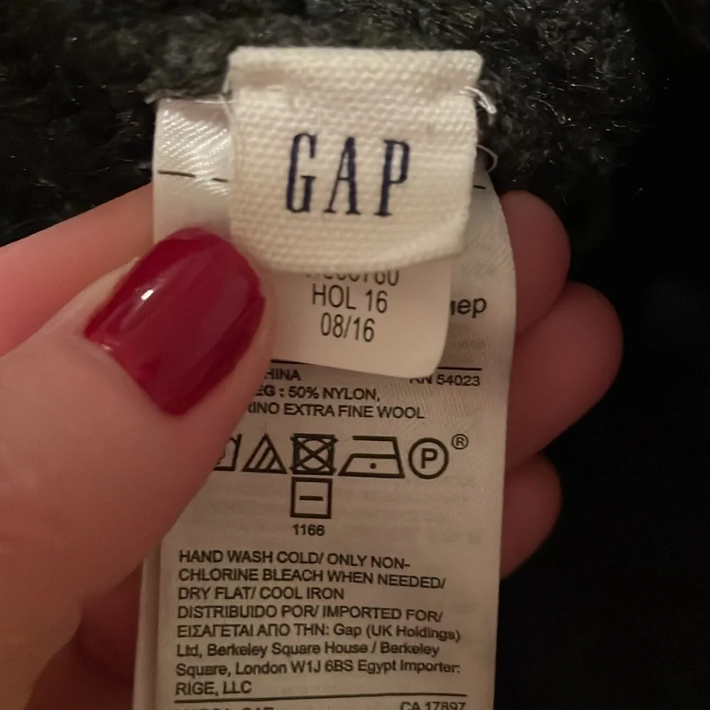 GAP CABLE HAT